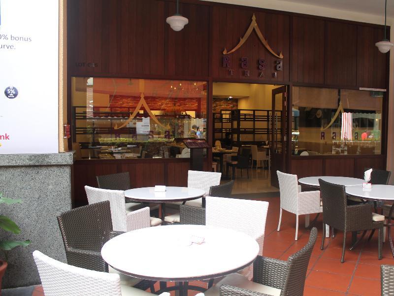 Hotel Royale Chulan The Curve Petaling Jaya Esterno foto